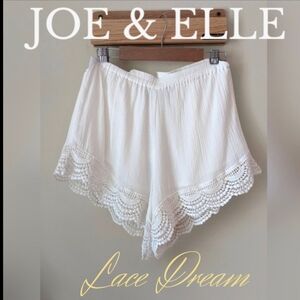 NWT Joe & Elle Lace Ivory Cotton Shorts Size Medium